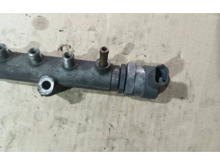 Vstřikovací lišta 30777554, 002846   Volvo S80    D5244T4 