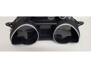 Přístrojová deska  Audi RS5 2010 8T0920982A, 503002363405  