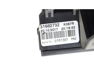   Pojistková skříňka 31682732   Volvo XC60 2017