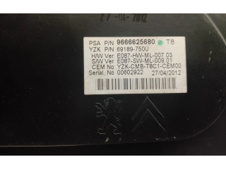 Přístrojová deska  Peugeot 5008 2016 9666625680  