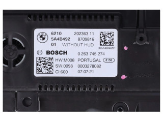 Přístrojová deska  BMW 1 F40 2021 5A4B492  