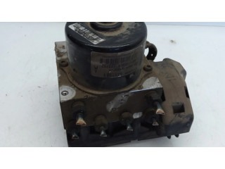 Jednotka ABS 9467582, 9467581   Volvo S80 2002
