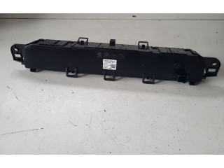   Pojistková skříňka 98340416ZD   Toyota Proace 2024