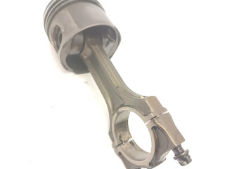 Píst    BMW 3 E46  pro naftový motor 2.0 m47 