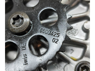 Масляный насос  B58 B30 A 7643046, 72336351  BMW 2 F22 F23 