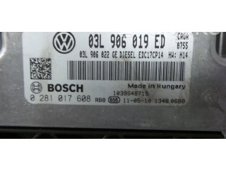 Řídící jednotka 03L906019ED, 0281017608   Seat Exeo (3R) 2012