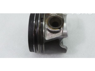  Поршень  7901J  Audi RS4 B7  