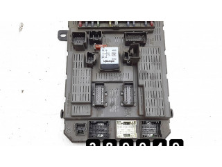 Блок предохранителей 96493017   Citroen C5    