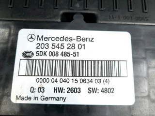 Блок предохранителей A2035452801, 2035452801   Mercedes-Benz C W203    