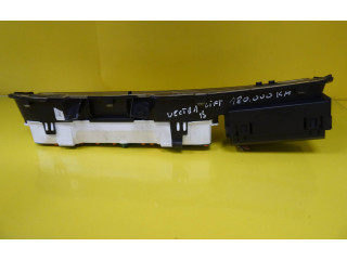 Přístrojová deska  Opel Vectra B 1998 24422203RB, 87001362  