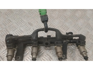 Vstřikovací lišta 93008101, 9623488380   Citroen Xsara  pro benzínový motor 1.4  