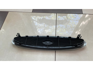 Верхняя решётка Ford Mondeo Mk III 2000-2007 года 96BG8200, 96BGA133      