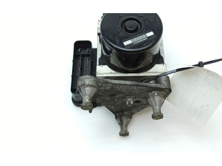 Jednotka ABS A2049012400, A2044311912   Mercedes-Benz C W204 2011