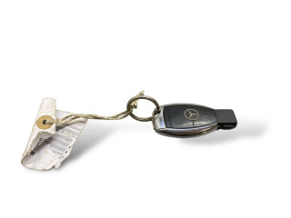 Řídící jednotka A2045401511, A2045404048   Mercedes-Benz C W204 2007