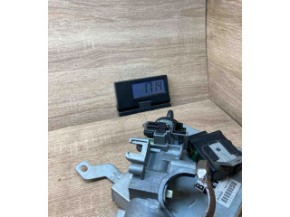Комплект блоков управления B33J18881, 8906720144   Mazda 323