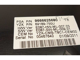 Přístrojová deska  Peugeot 5008 2011 9666625680, 9804210980  