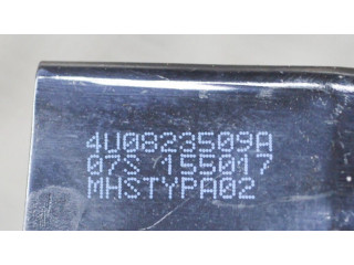 Замок капота 4U0823509A   Audi Q3 8U