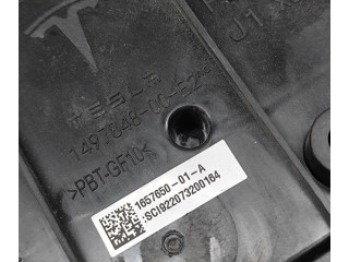 Блок комфорта 165765001A   Tesla Model Y   