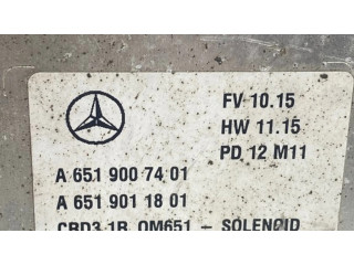 Блок управления двигателя A6519011801, A6519007401   Mercedes-Benz C W204