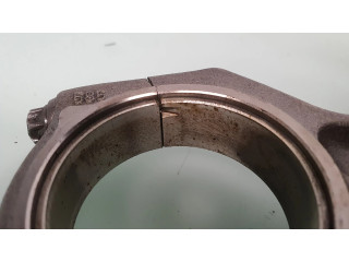 Píst 7624408, 11247624408   BMW 4 F32 F33  pro benzínový motor 2.8 N26 