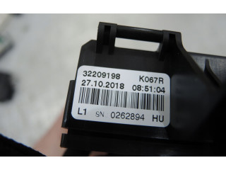   Pojistková skříňka 32209198   Volvo V60 2018