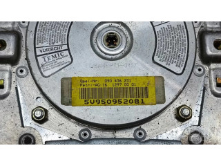 Подушка безопасности водителя 090436231   Opel Omega B1