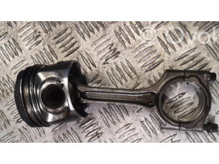 Píst 81l123   Volvo V70  pro naftový motor 2.0  