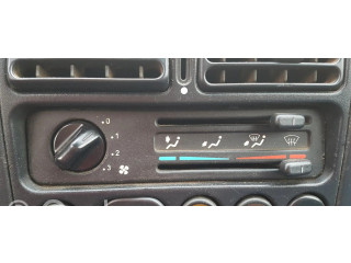 Блок управления климат-контролем    Peugeot 106