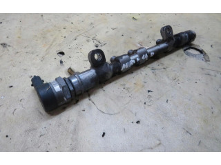 Топливная рампа 23810-33030   Toyota Aurion II  
