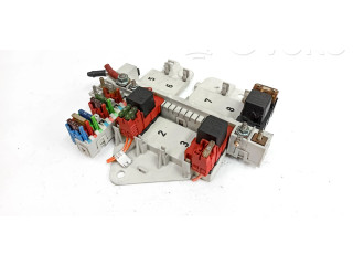   Pojistková skříňka 1635450105, 1635453328   Mercedes-Benz ML W163 2000