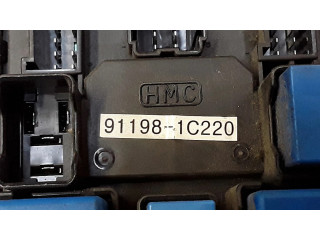   Pojistková skříňka 911981c220   Hyundai Getz 2004