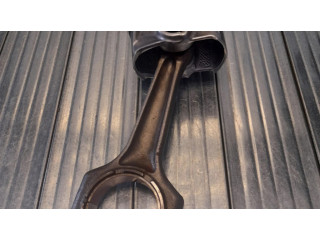 Píst 8678931, 9494399   BMW X2 F39  pro benzínový motor 2.0  