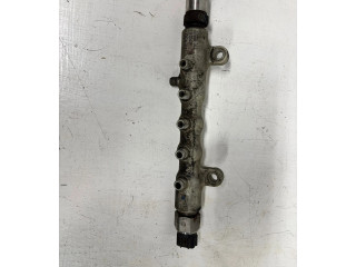 Vstřikovací lišta 8945860010, 238100R020   Toyota Auris 150     