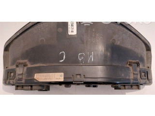   Pojistková skříňka 2025402148, 84570208   Mercedes-Benz C W202 1997
