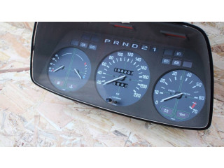 Přístrojová deska  BMW 7 E23 1983 1360857  