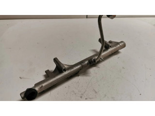 Vstřikovací lišta 7639979   BMW X1 F48 F49  pro benzínový motor 2.8  