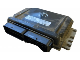 Блок управления двигателя P30614649, S118245002D   Volvo S40