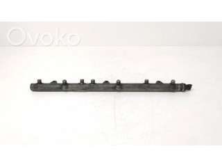 Vstřikovací lišta 0445216002   BMW 5 E39  pro naftový motor 2.5  