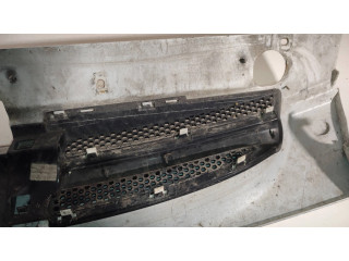 Передняя решётка Citroen Berlingo 2003-2007 года 9644758777      