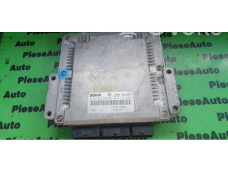 Řídící jednotka 0281010556, 8200153946.   Renault Laguna II 2003
