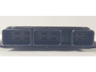 Блок управления двигателя 215842882B, 8200387138   Renault Megane II