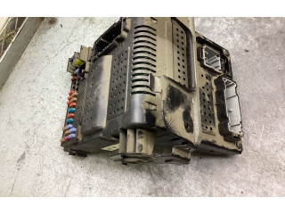   Pojistková skříňka 30728542, 05W241   Volvo XC70 2005