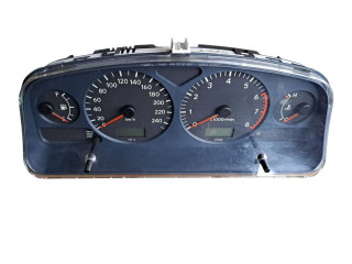 Přístrojová deska  Toyota Avensis T220 1998 8380005350  