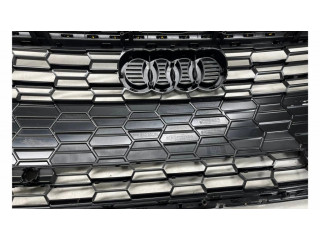 Верхняя решётка Audi RS5 2010-2015 года 8W6853651BG, 8W6853651BE      