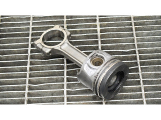  Поршень  120A18001R, 7701475074  Renault Clio IV для дизельного двигателя 1.5