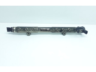 Vstřikovací lišta 30757146, 30750409   Volvo S80    D5244t4 