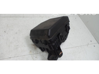 Блок предохранителей 42564728   Opel Karl    