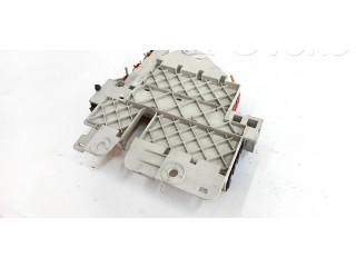   Pojistková skříňka 1635450105, 1635453328   Mercedes-Benz ML W163 2000