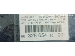 Přístrojová deska  Peugeot 2008 I 2013 9832865480  
