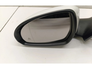 Zpětné zrcátko  Mercedes-Benz C W206 2023    